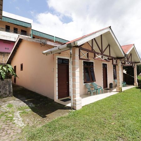 Villa Keluarga Bre Batunanggar Berastagi Exteriér fotografie