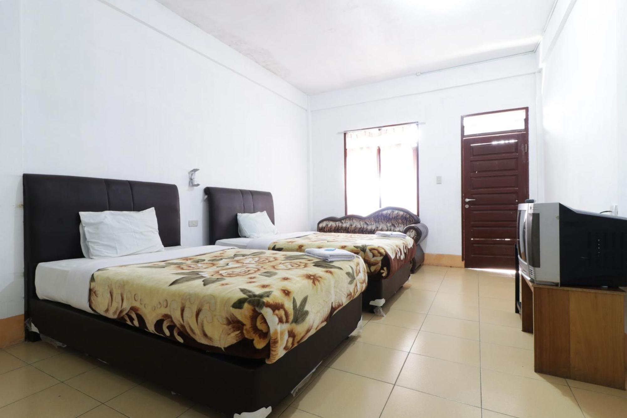 Villa Keluarga Bre Batunanggar Berastagi Exteriér fotografie